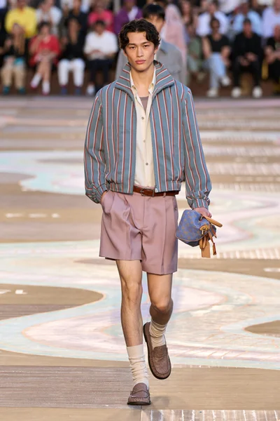 Look 68